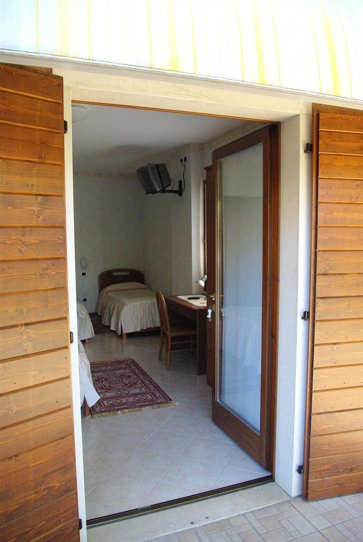 Hotel Andreis Cavaion Veronese Kültér fotó