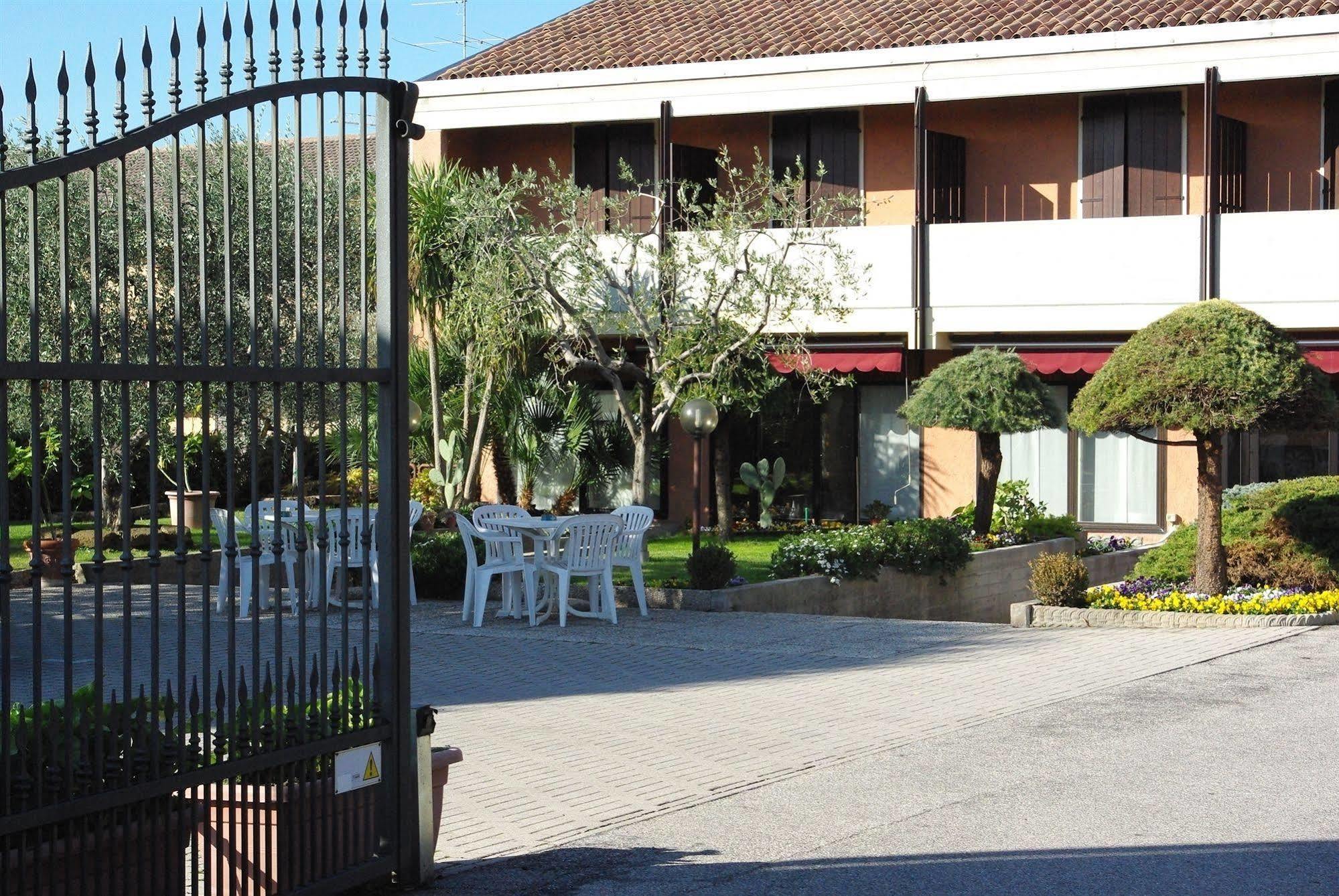 Hotel Andreis Cavaion Veronese Kültér fotó